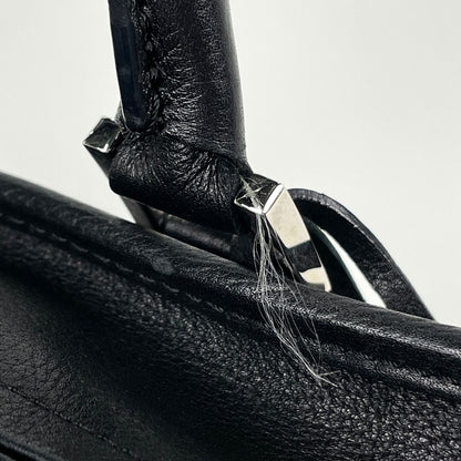 Loewe Amazona 28 Anagram Handbag Leather Black — view 6