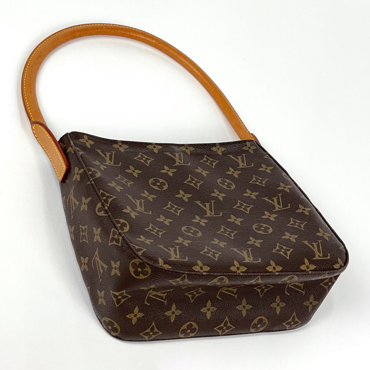 Louis Vuitton Looping Shoulder Bag Monogram Brown — view 2