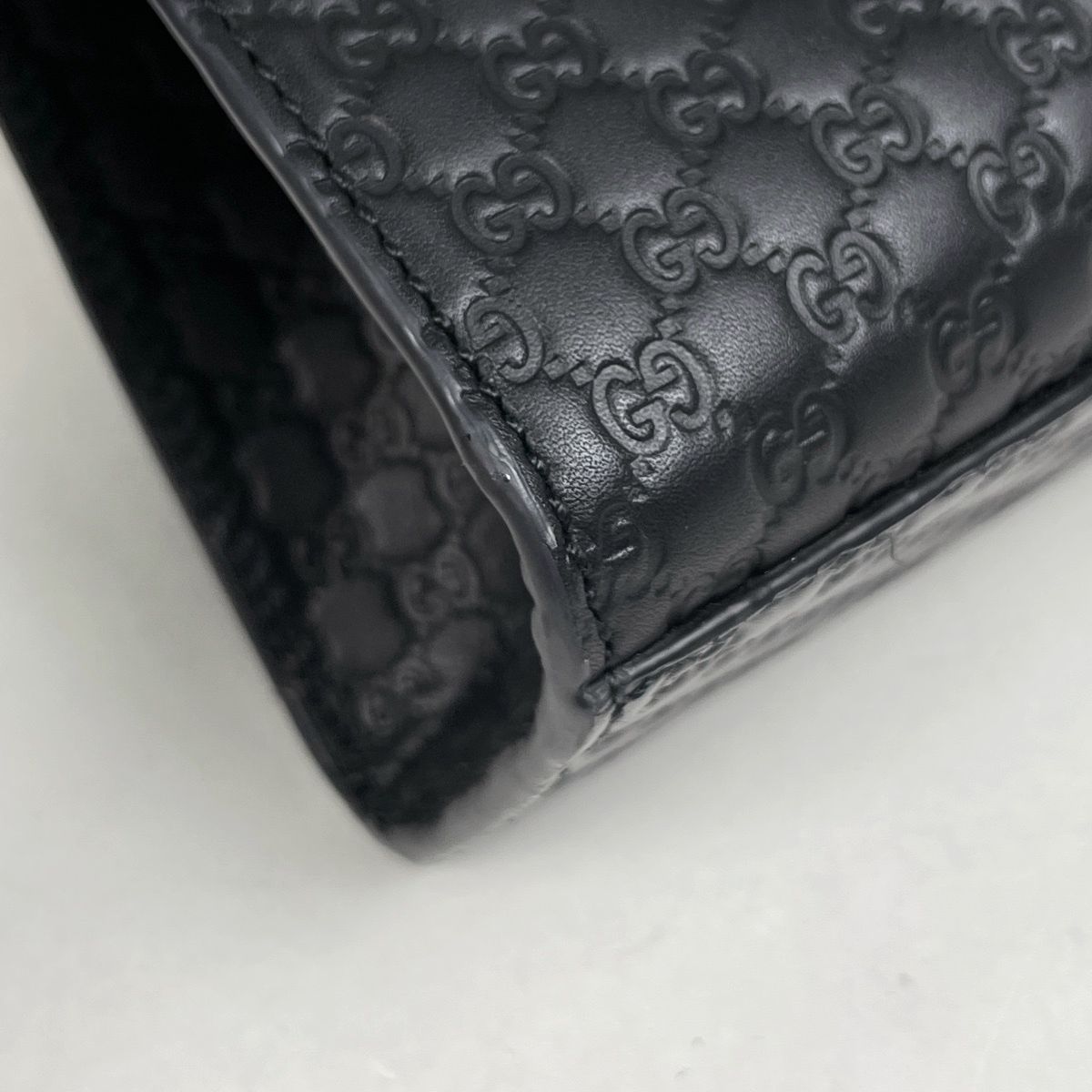 Gucci Emily Chain Shoulder Bag Micro Guccissima Horsebit Marais the Black — view 3