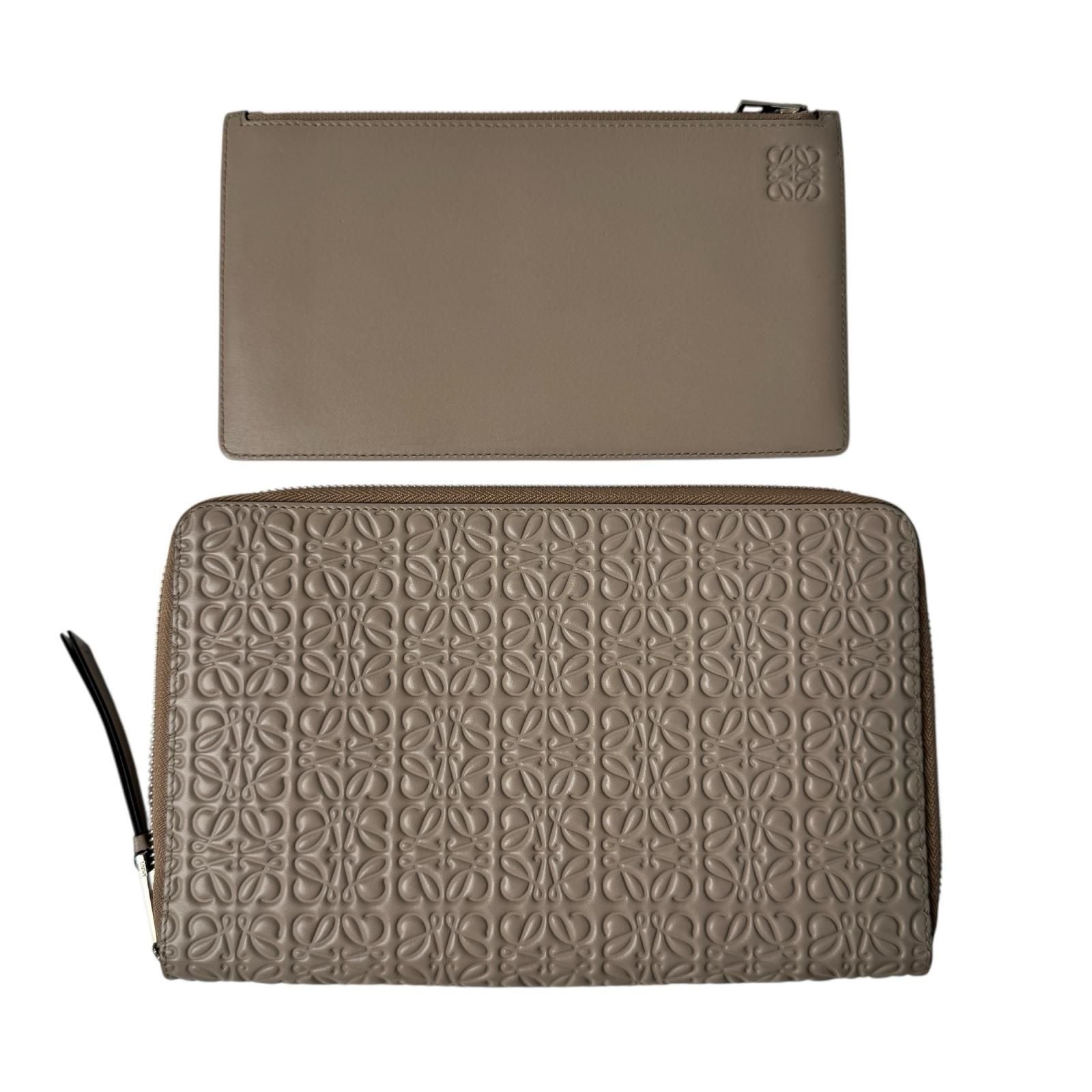 Loewe Repeat Anagram Wallet Multi Case Card