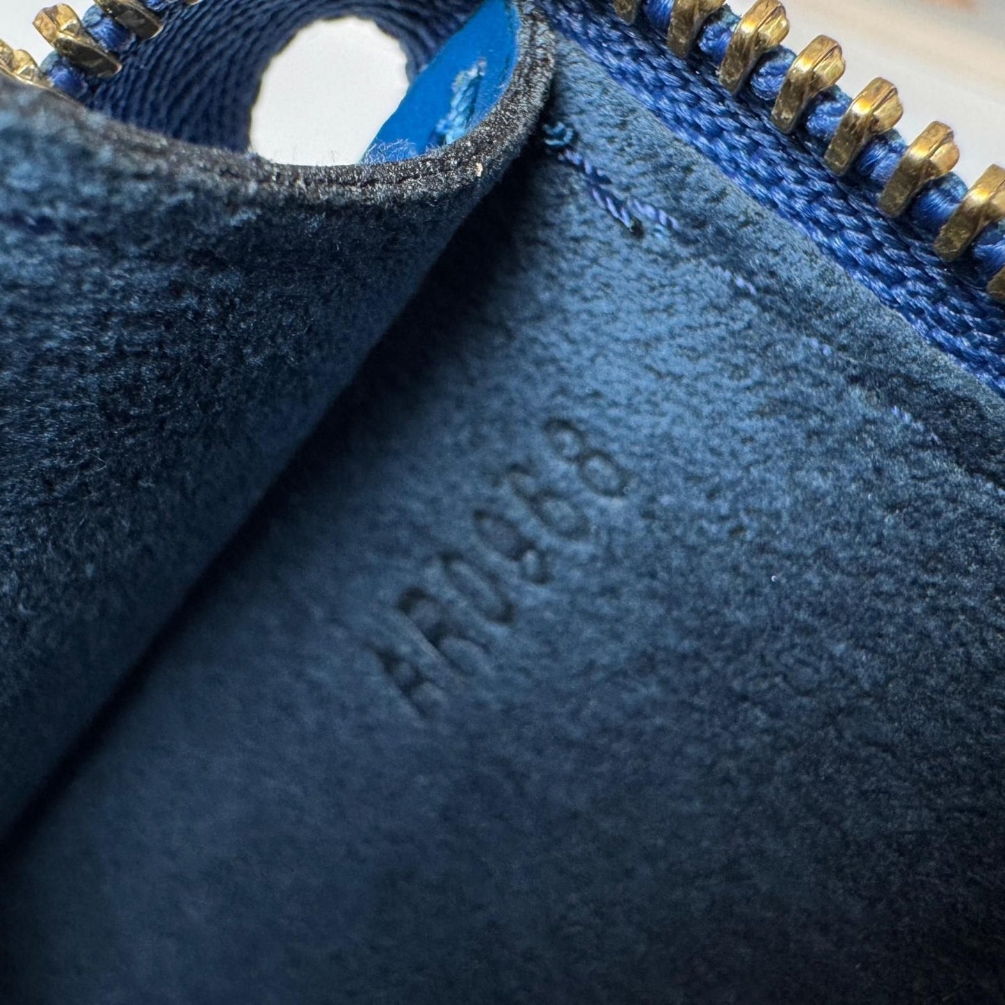Louis Vuitton Epi Pochette Blue Pouch — view 6