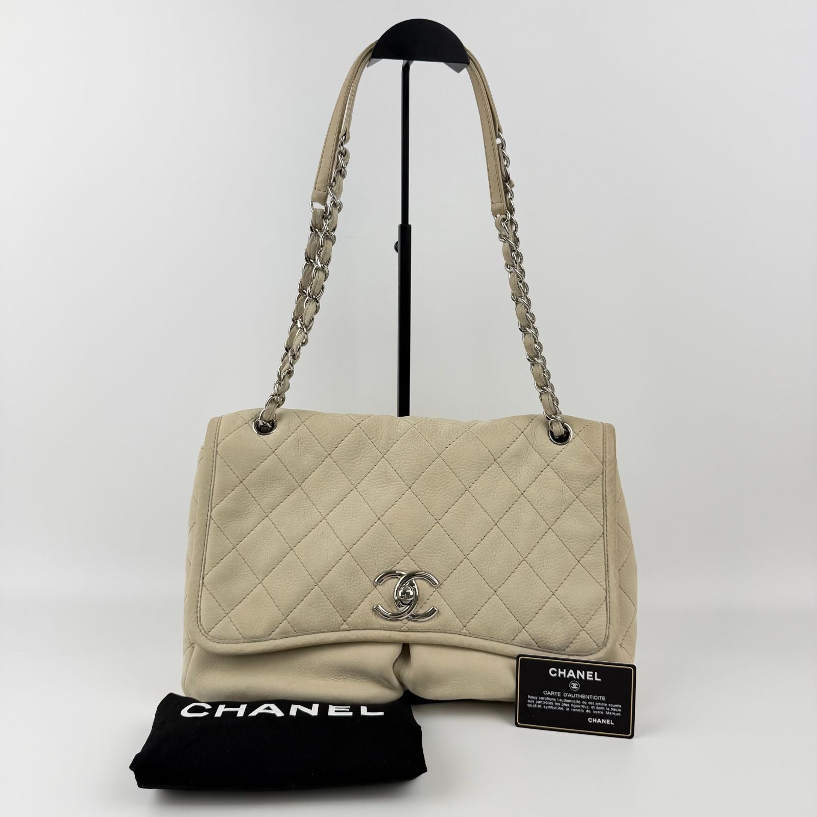 Chanel CC Logo Quilted Chain Shoulder Bag Leather Beige Silver Vintage