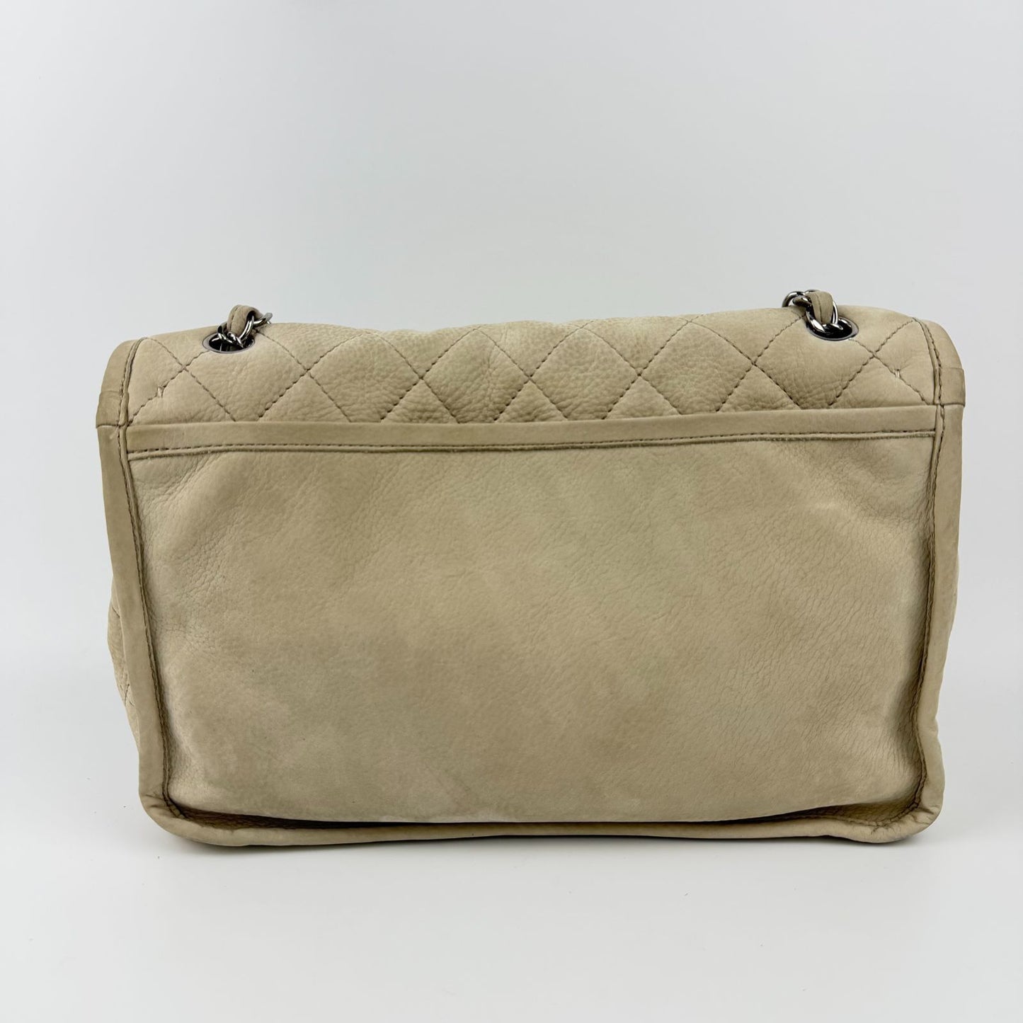 Chanel CC Logo Quilted Chain Shoulder Bag Leather Beige Silver Vintage — view 3