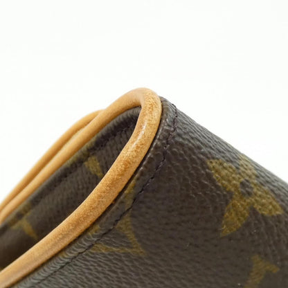 Louis Vuitton Monogram Pochette Twin GM Shoulder — view 3
