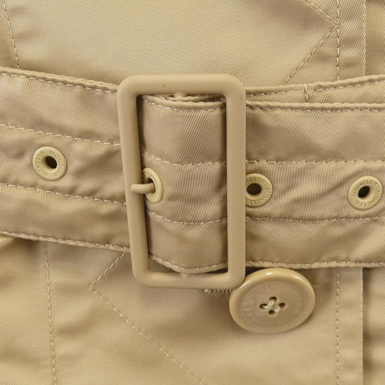Moncler Villerest Coat Beige — view 7
