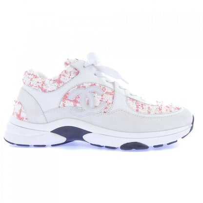 Chanel Sneakers Beige