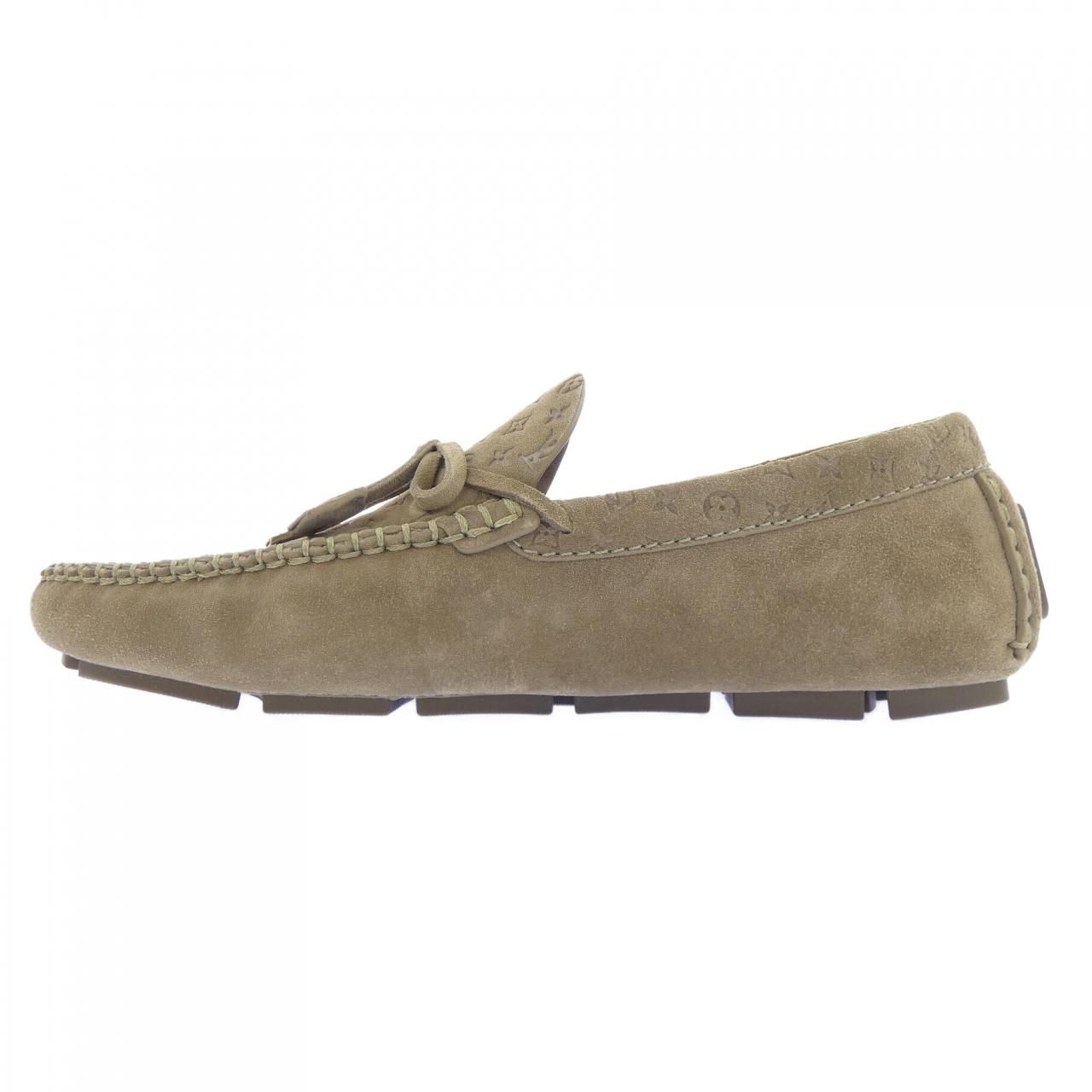 Louis Vuitton LV Driver Moccasin Shoes — view 2