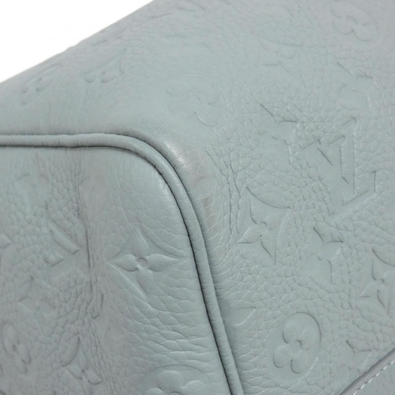 Louis Vuitton Taurillon Monogram Keepall Bandouliere 50 cm Boston — view 2