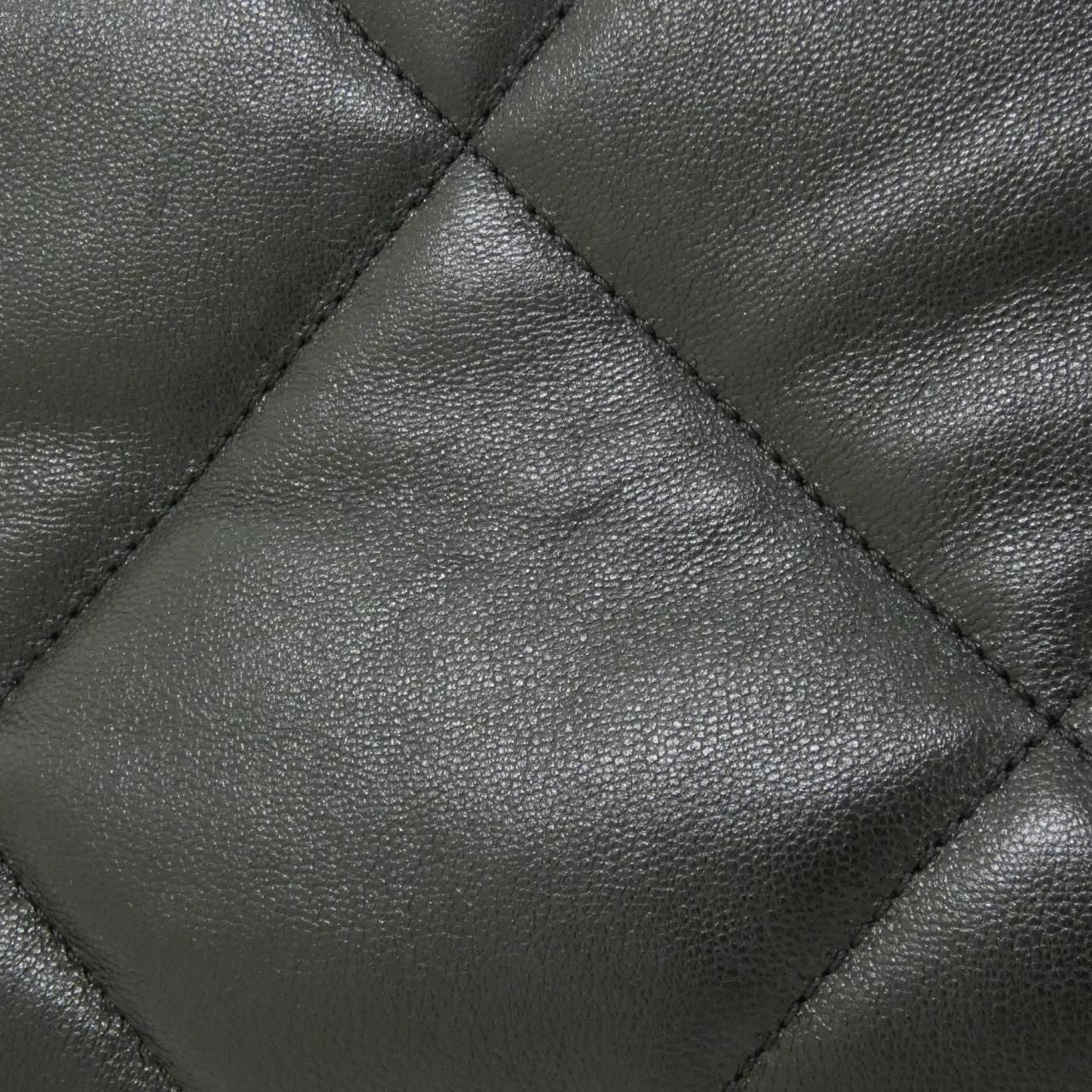 Chanel 19 Line Shoulder — view 6