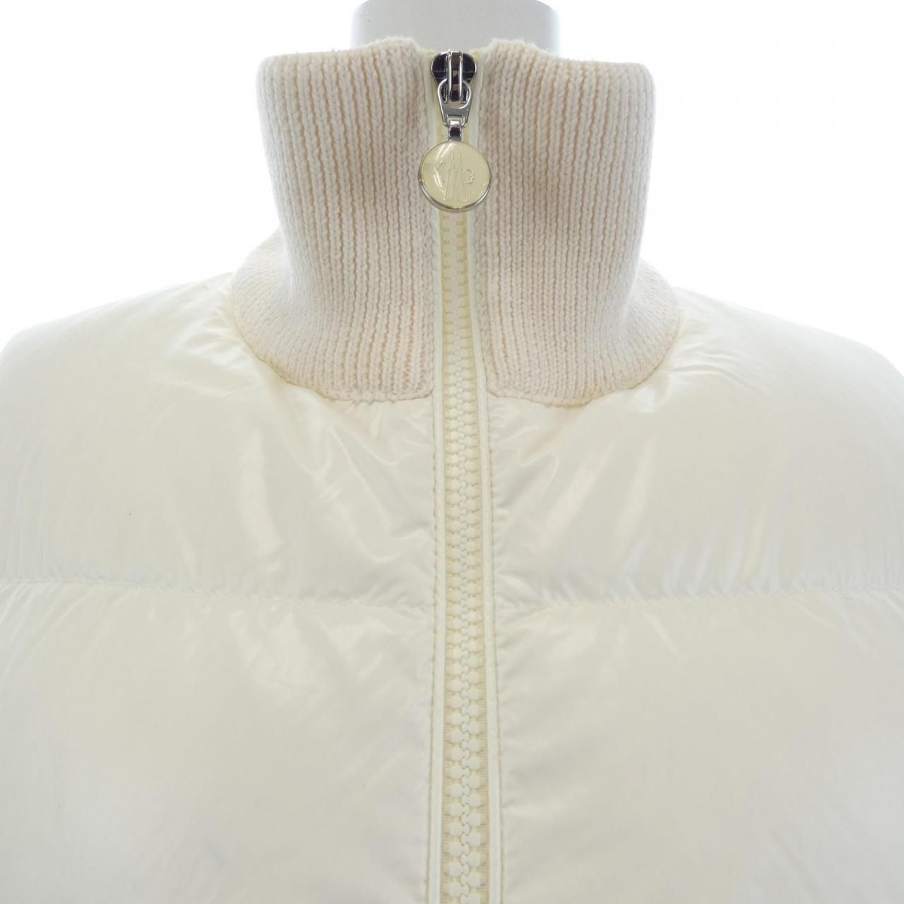 Moncler Down Jacket Beige — view 6