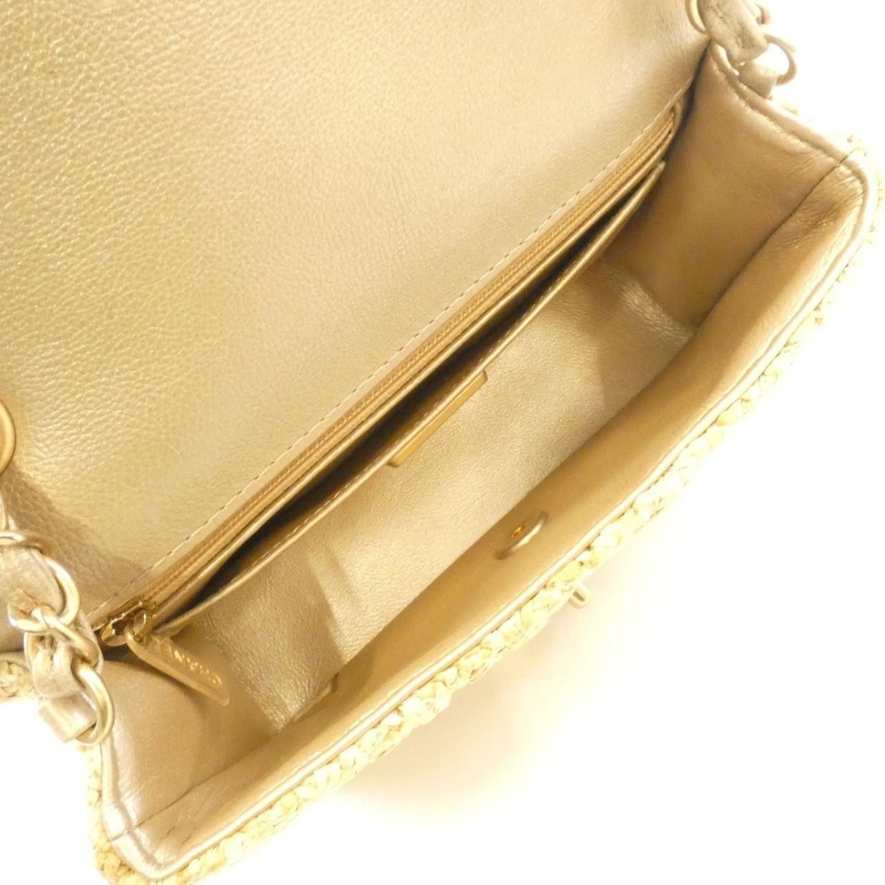 Chanel Shoulder Bag Beige — view 8