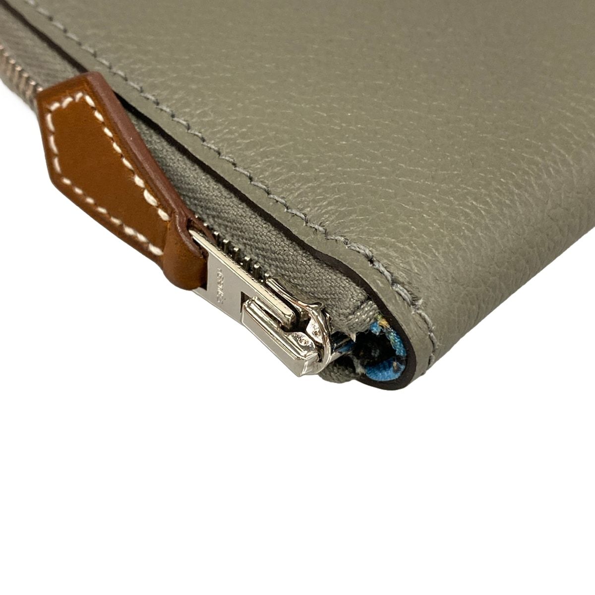 Hermes Coin Case Azap Compact Mini Silk in Grimeia — view 6