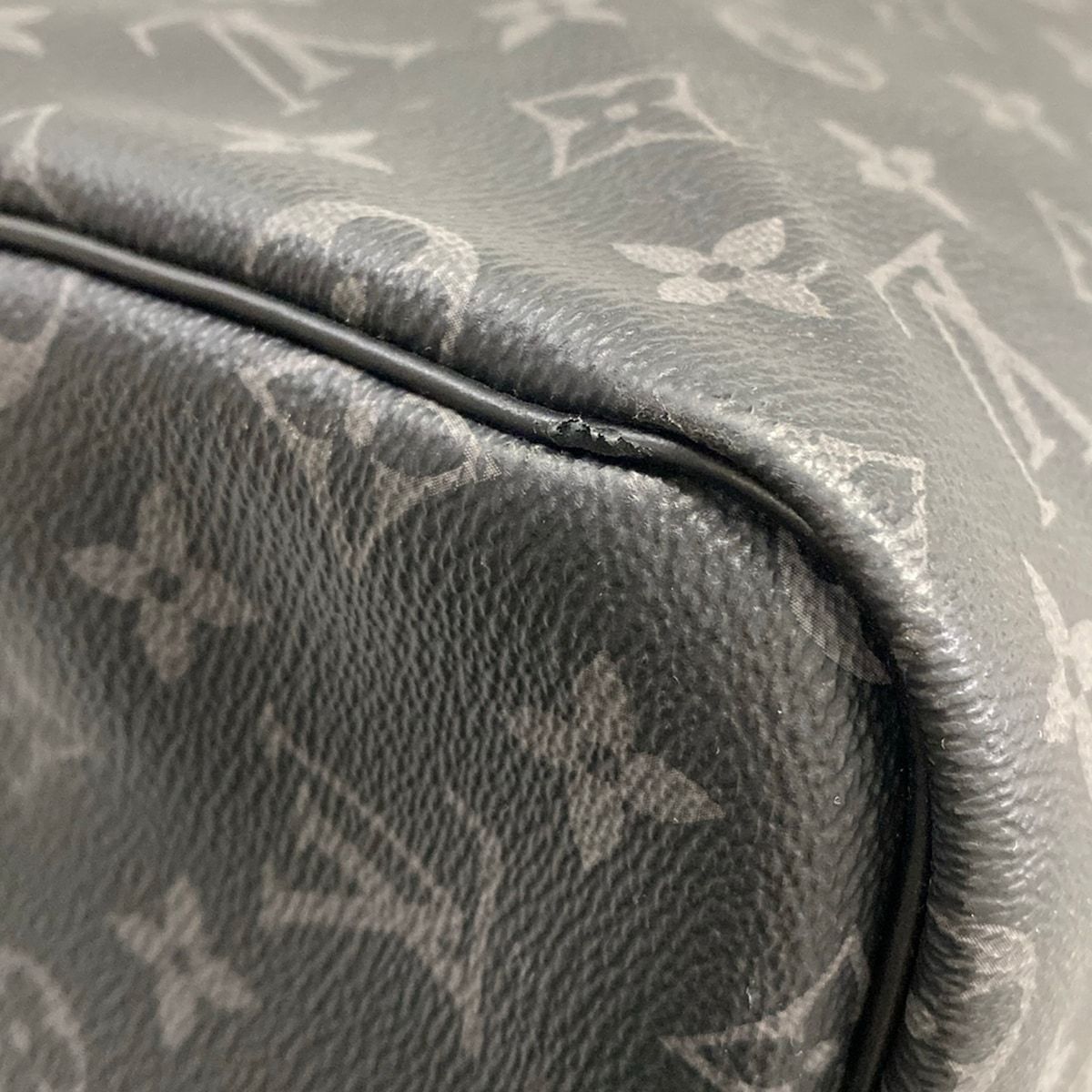 Louis Vuitton Boston Bag Monogram Eclipse Keepall Bandouliere 55 — view 6