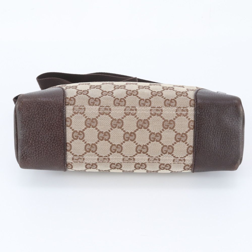 Gucci GG Canvas Leather Shoulder Bag Crossbody Messenger Brown — view 6