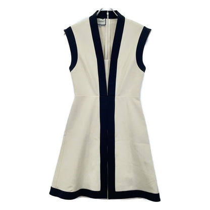 Gucci White GG Belt Jersey Sleeve Dress