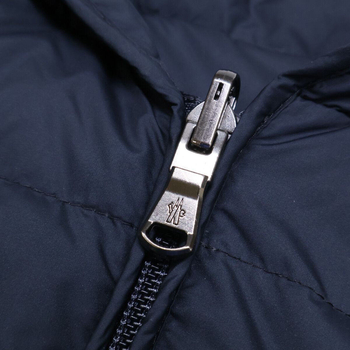 Moncler Avalon Hoodie Down — view 7