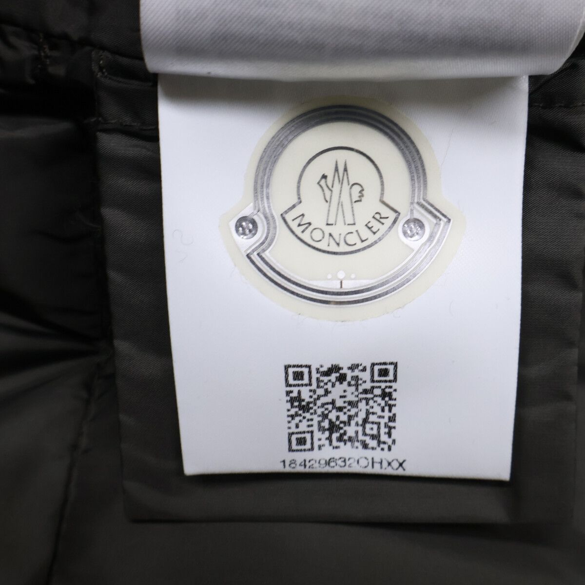 Moncler Viburnum Hem Ruffle Down Jacket — view 9