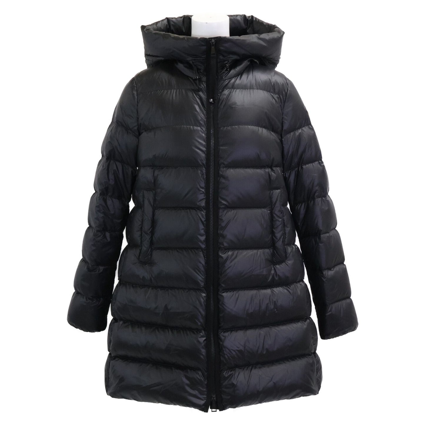 Moncler Suyenne Down Coat