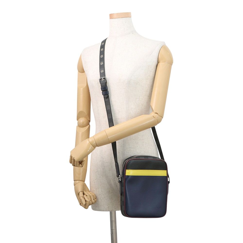 Louis Vuitton Shoulder Bag Damier Graphite Epi Danube Slim Black — view 4
