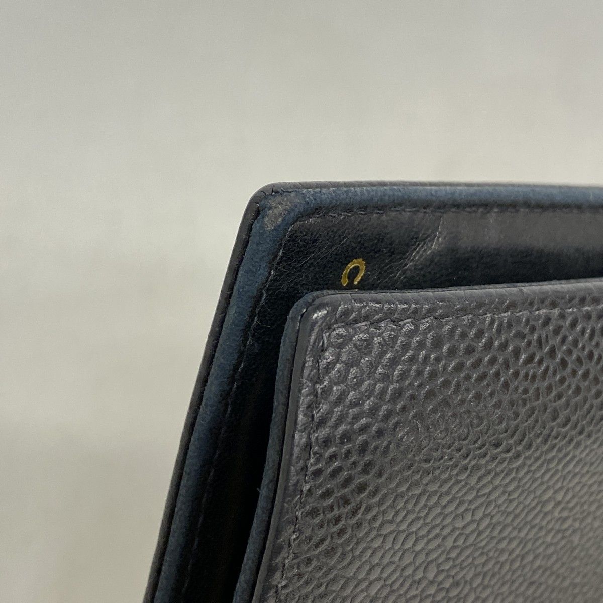 Chanel Wallet Caviar Leather Black Gold — view 6