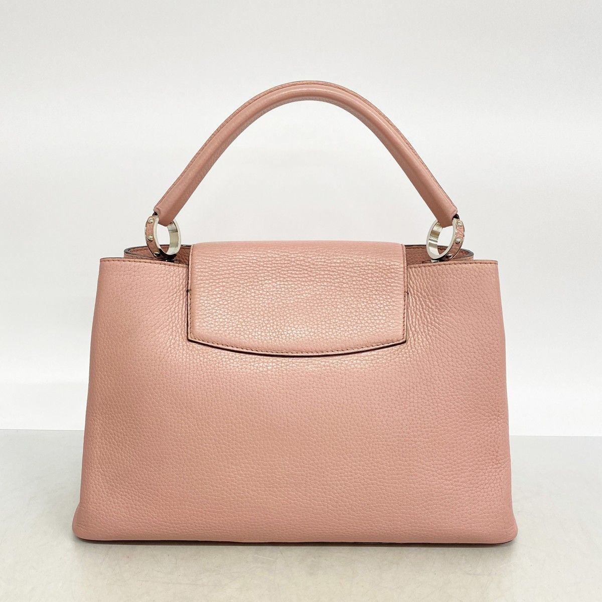 Louis Vuitton Handbag Taurillon Capucines Magnolia — view 9