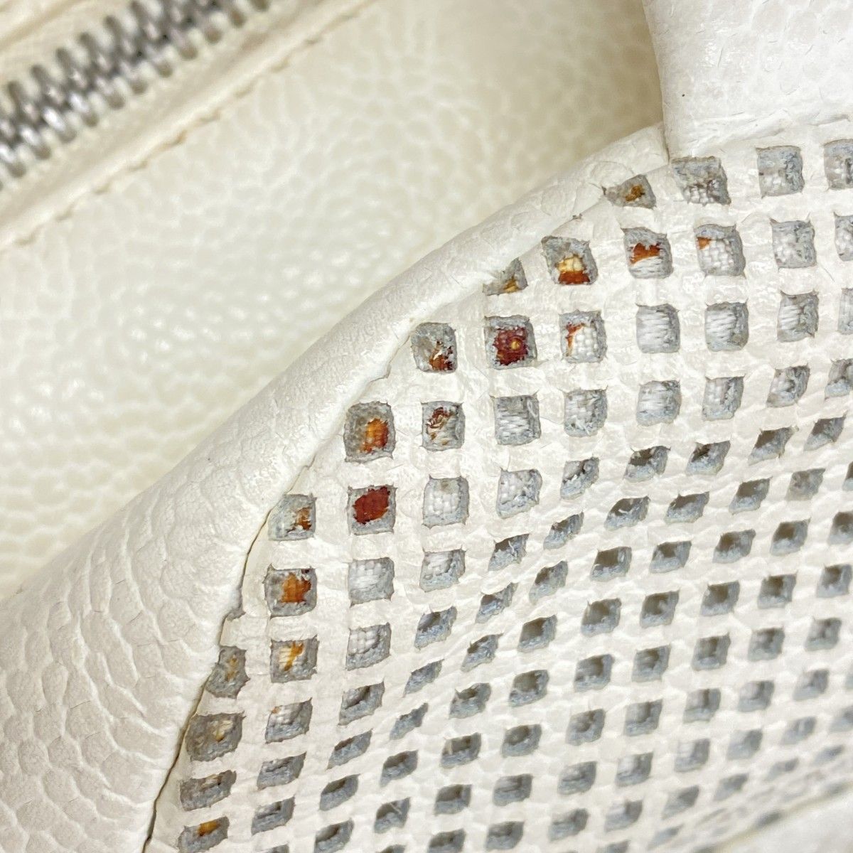 Chanel Handbag Caviar Leather White Silver — view 7