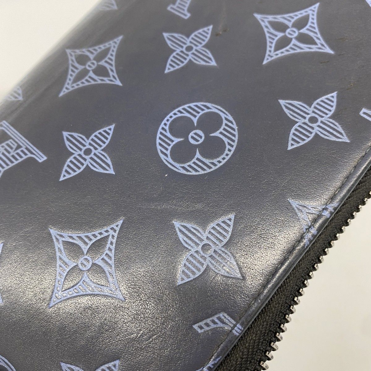 Louis Vuitton Wallet Monogram Shadow Zippy Vertical Navy — view 8
