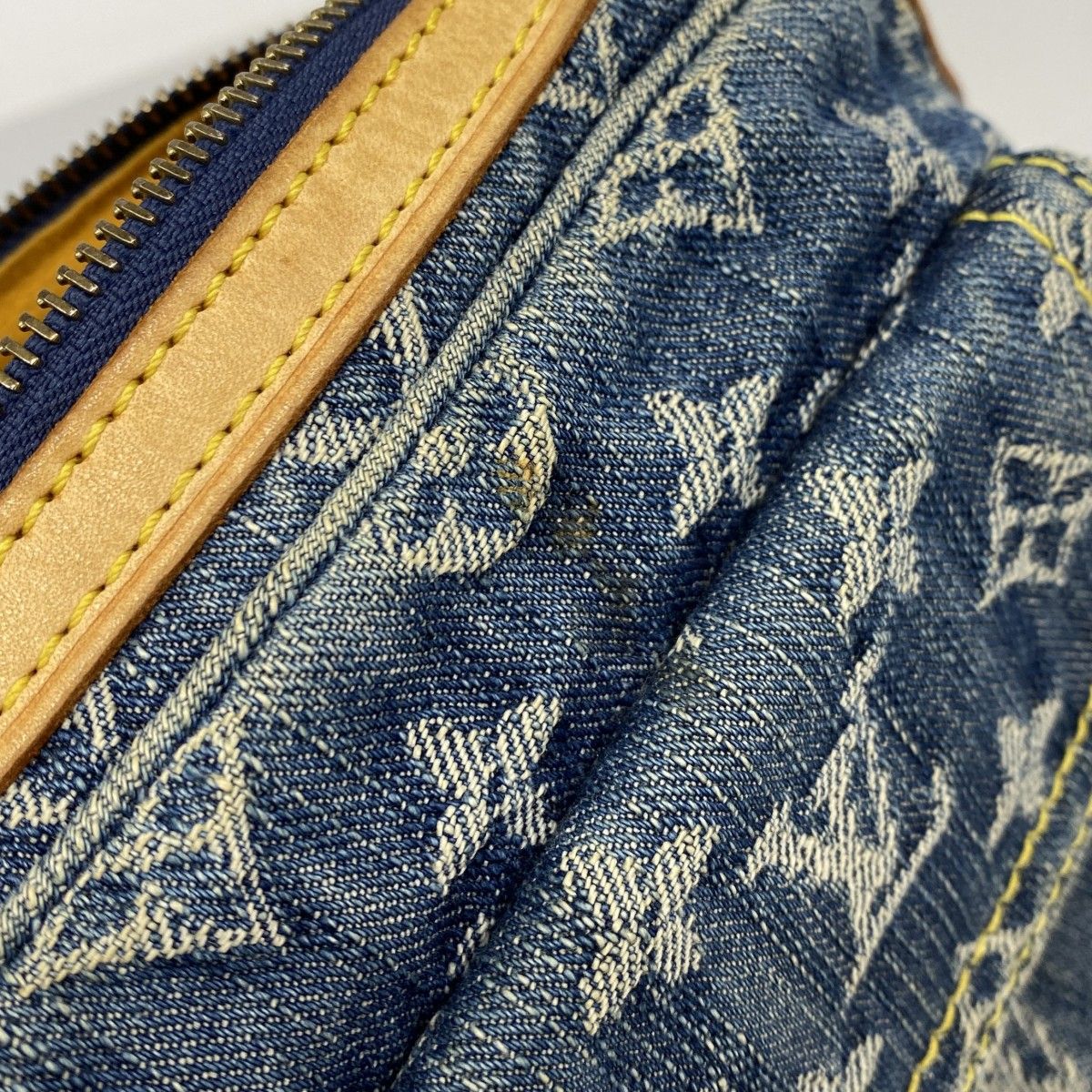 Louis Vuitton Waist Bag Monogram Denim Blue — view 8
