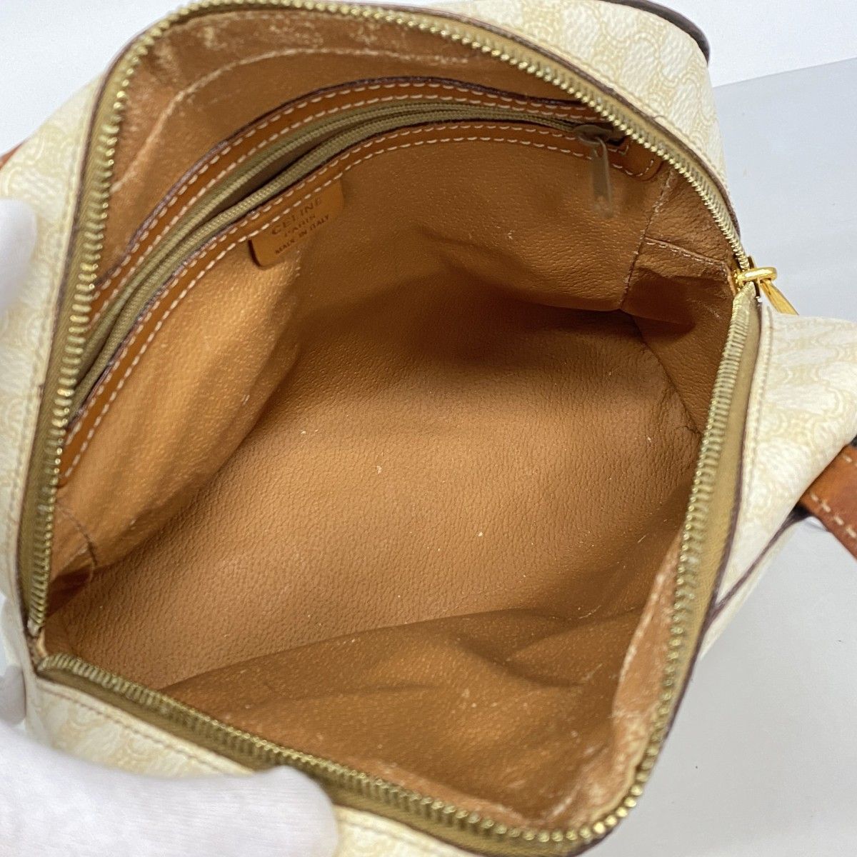 Celine Handbag Macadam White Gold — view 4