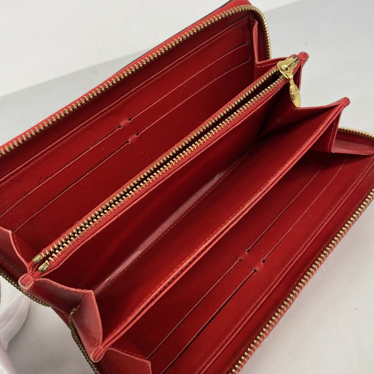Louis Vuitton Wallet Suit Monogram Zippy Pomme D'amour — view 3