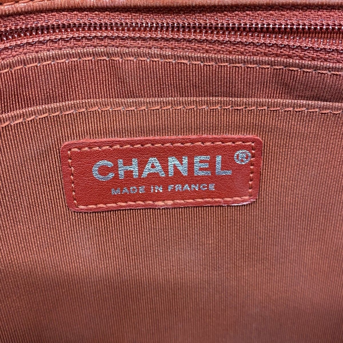 Chanel Shoulder Bag Chez Blanc Lion Lambskin Red Silver — view 5