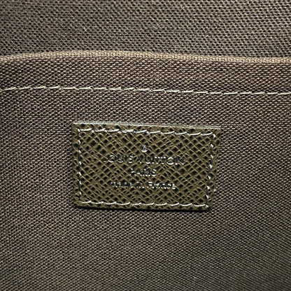 Louis Vuitton Shoulder Bag Taiga Andrei Grizzly — view 5