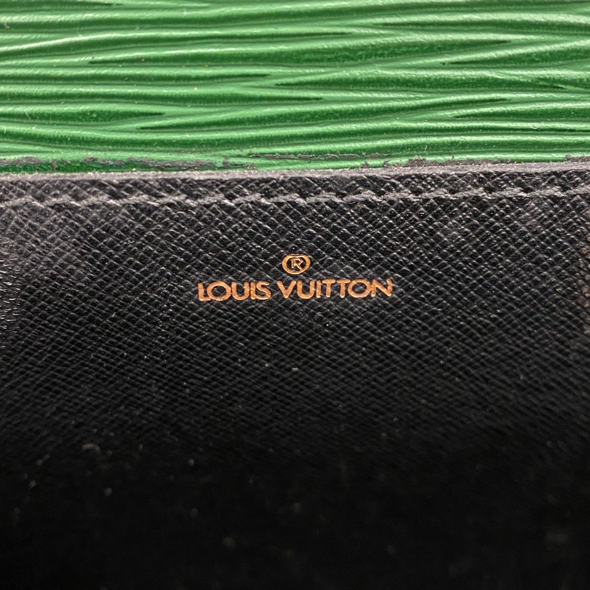 Louis Vuitton Briefcase Epi Porte Documents Bandouliere Borneo Green — view 5