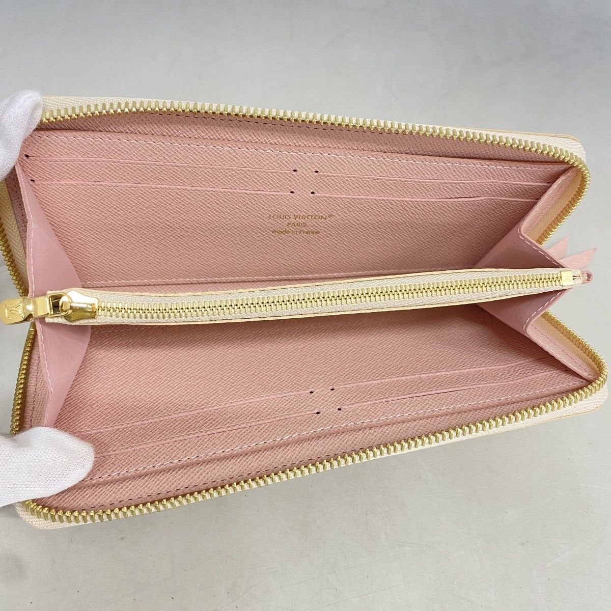 Louis Vuitton Wallet Damier Azur Portefeuille Clemence White Rosevalerine — view 3