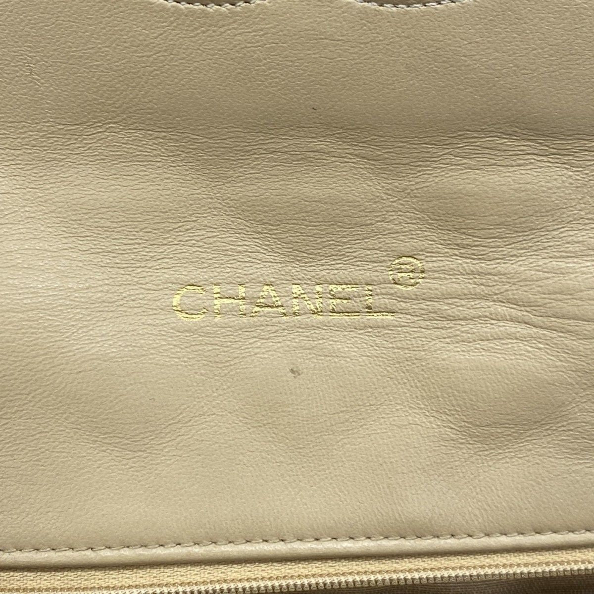 Chanel Shoulder Bag Quilted Lambskin Beige Gold — view 5