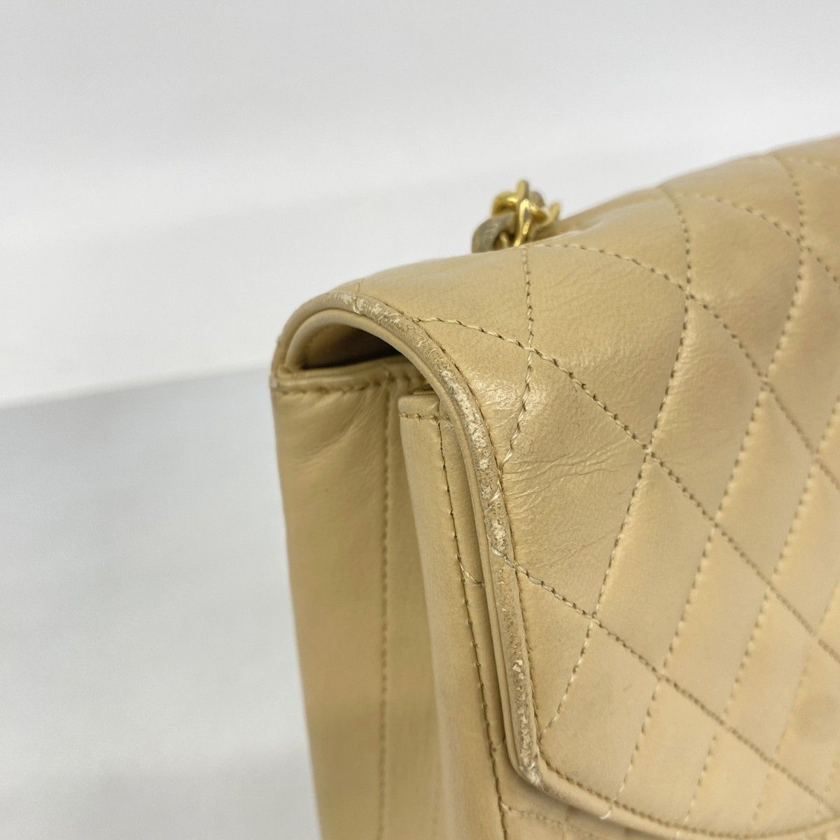 Chanel Shoulder Bag Quilted Lambskin Beige Gold — view 7