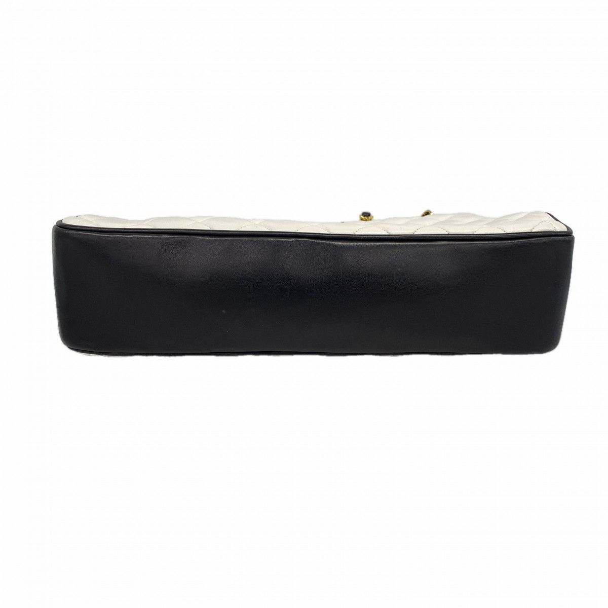Chanel Shoulder Bag Quilted Lambskin White Black Gold — view 3