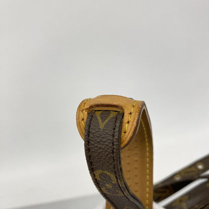 Louis Vuitton Shoulder Bag Monogram Amazon Brown — view 8