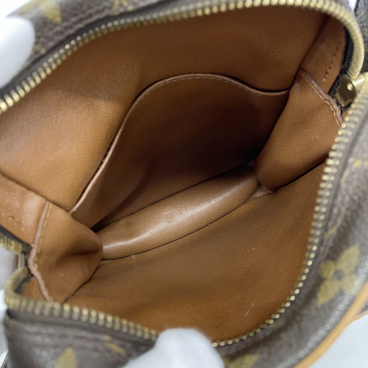 Louis Vuitton Shoulder Bag Monogram Amazon Brown — view 4