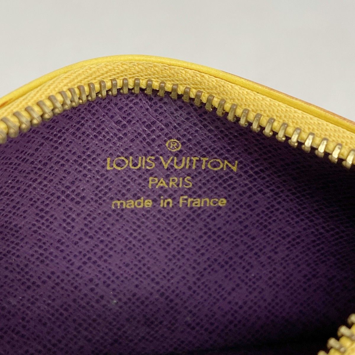 Louis Vuitton Coin Case Epi Pochette Cles Joan — view 4