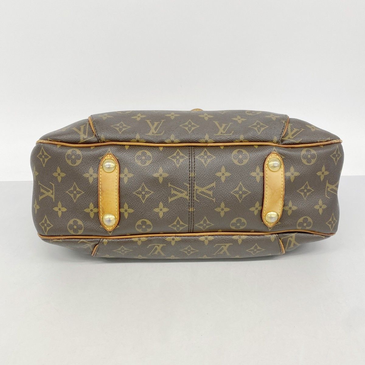 Louis Vuitton Shoulder Bag Monogram Galleria PM Brown — view 3
