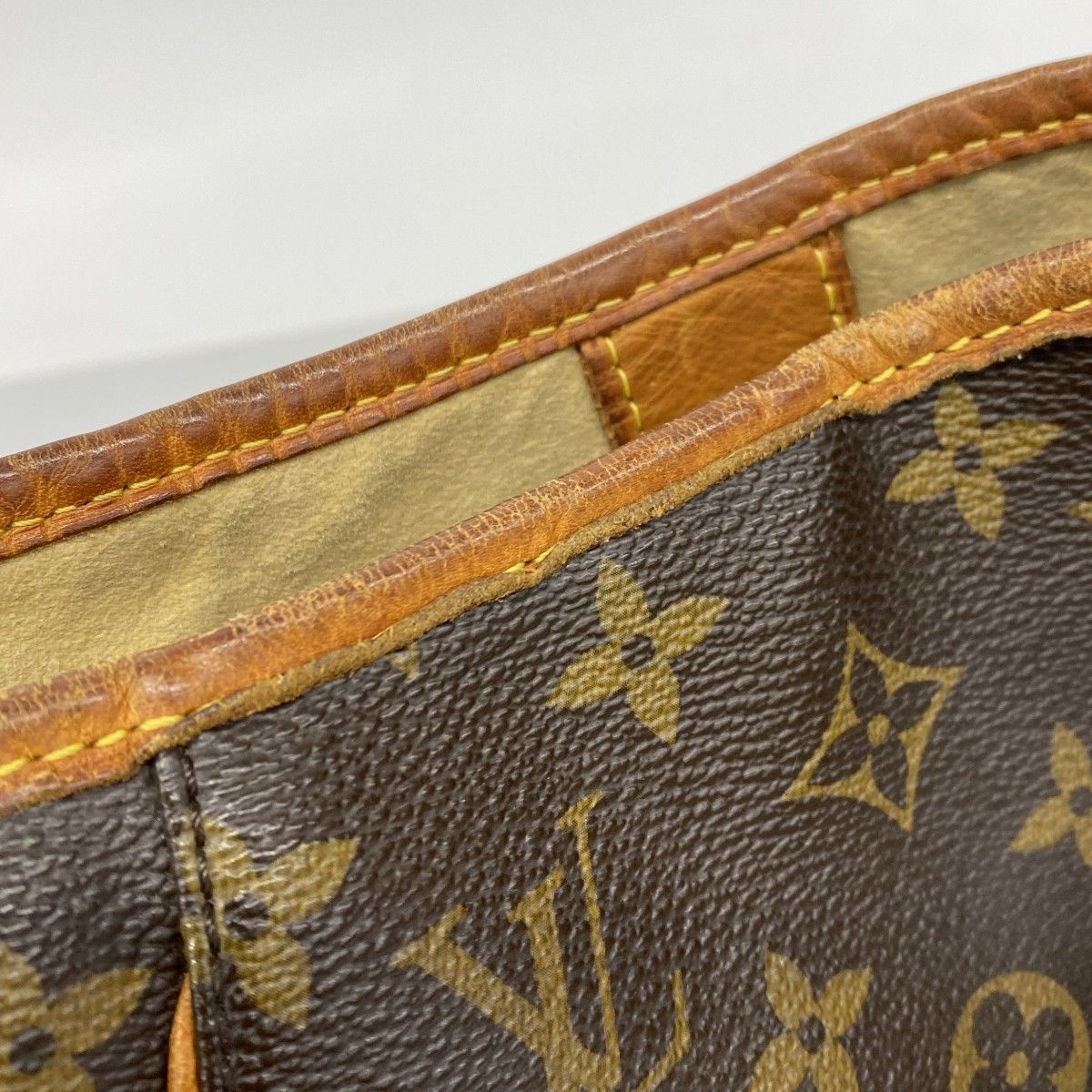 Louis Vuitton Shoulder Bag Monogram Galleria PM Brown — view 8