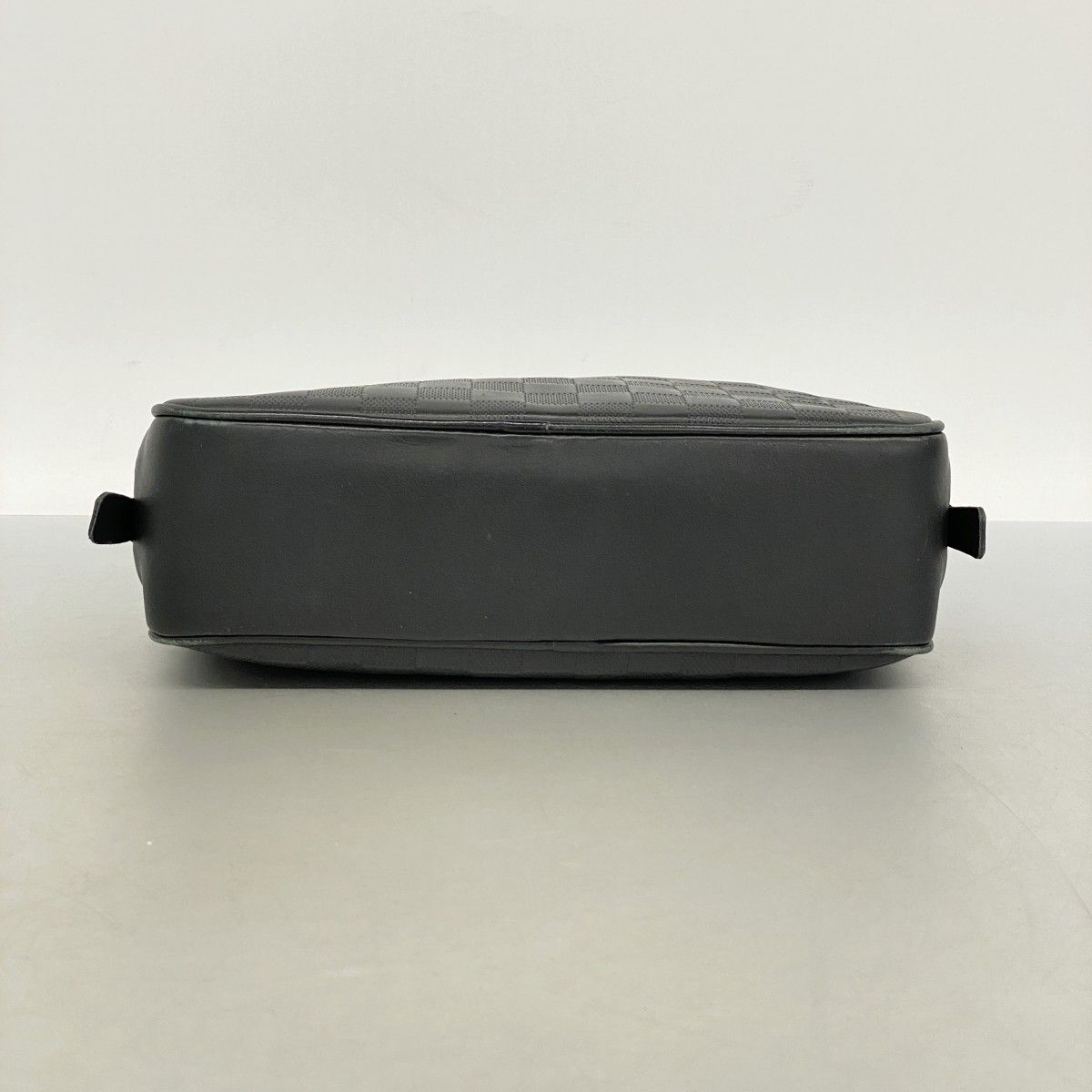 Louis Vuitton Clutch Damier Infini Trousse Toilette Onyx — view 3