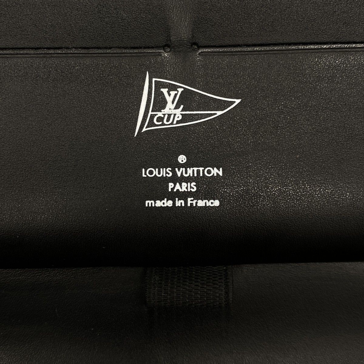 Louis Vuitton Wallet LV Cup Zippy Organizer Navy — view 4