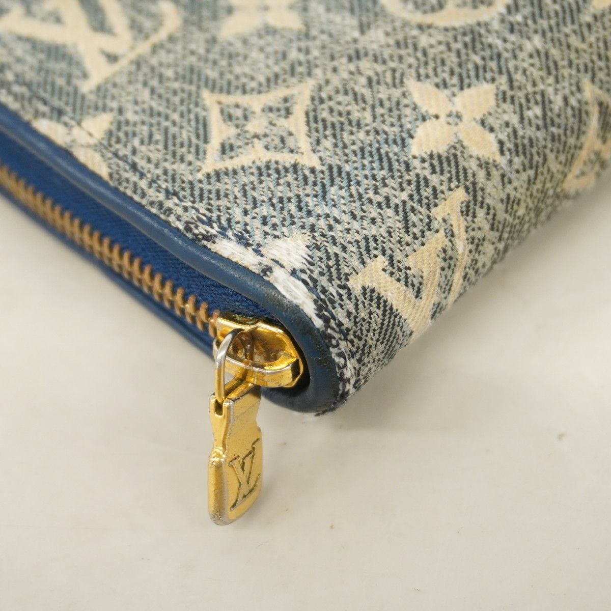 Louis Vuitton Wallet Monogram Jacquard Denim Zippy Blue — view 6