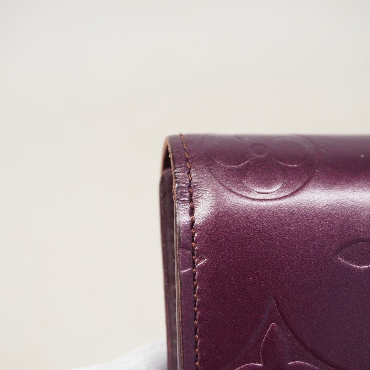 Louis Vuitton Trifold Wallet Monogram Matte Portresor International Violet — view 7