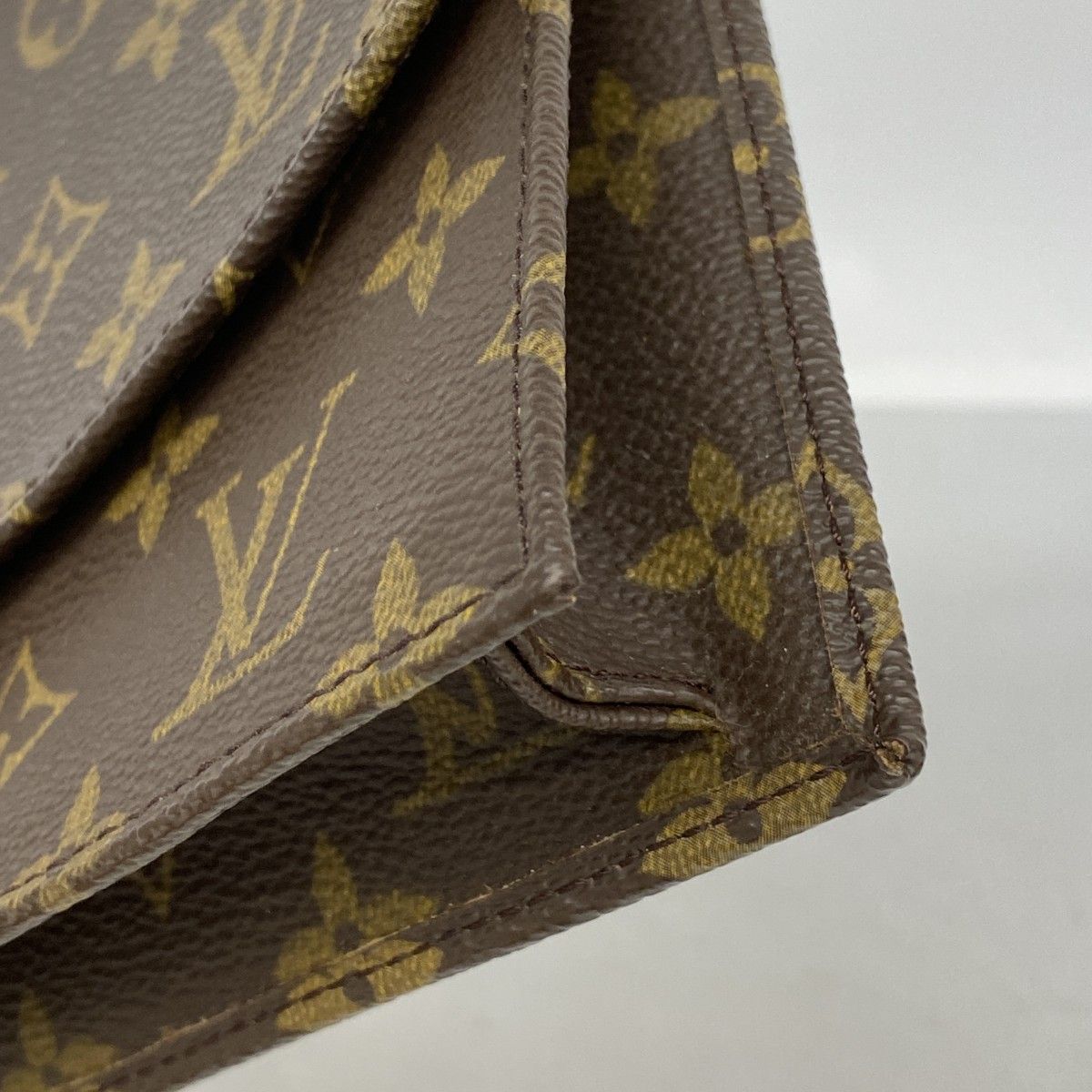 Louis Vuitton Clutch Monogram Pochette Lava 23 Brown — view 8