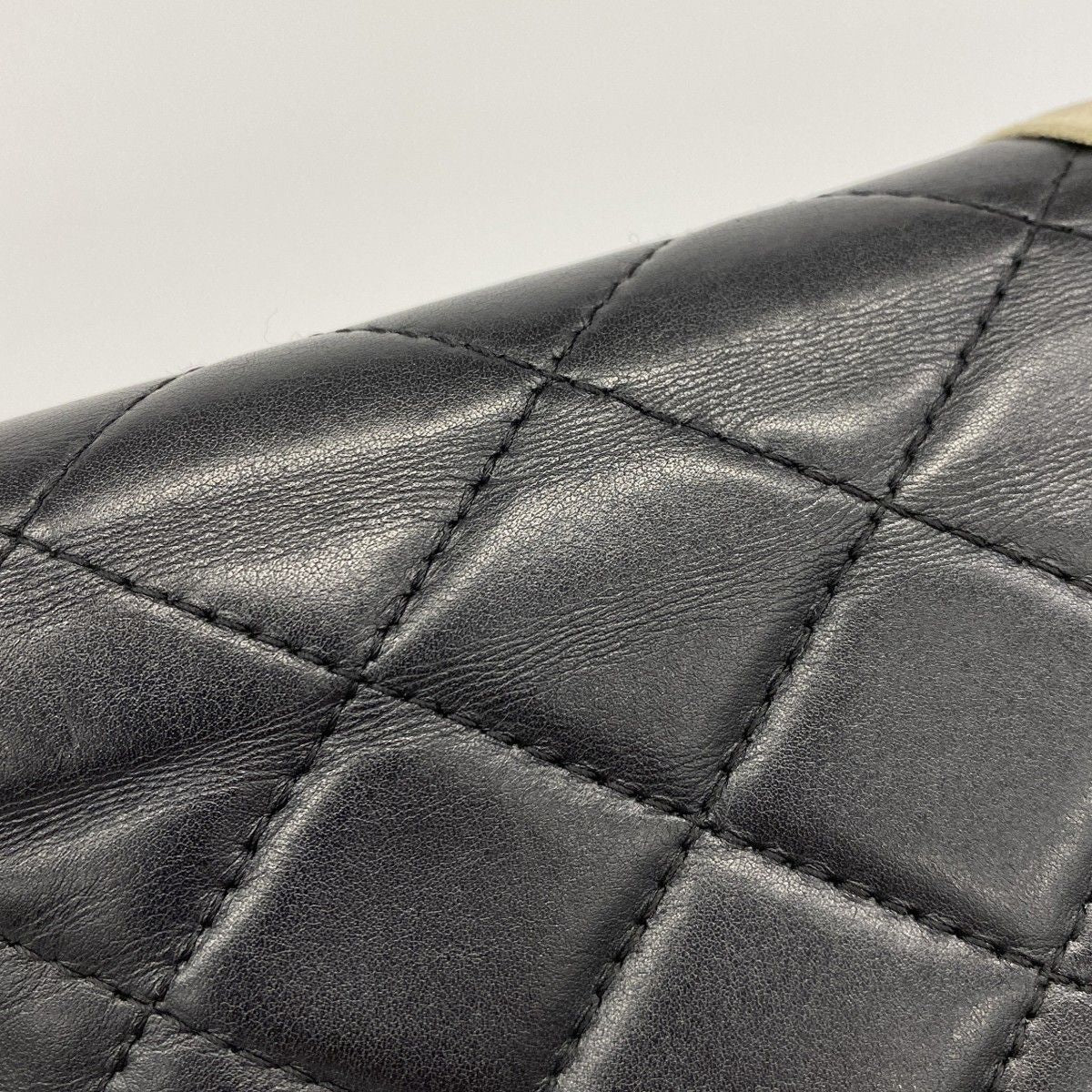 Chanel Wallet Cambon Lambskin Black White Silver — view 8