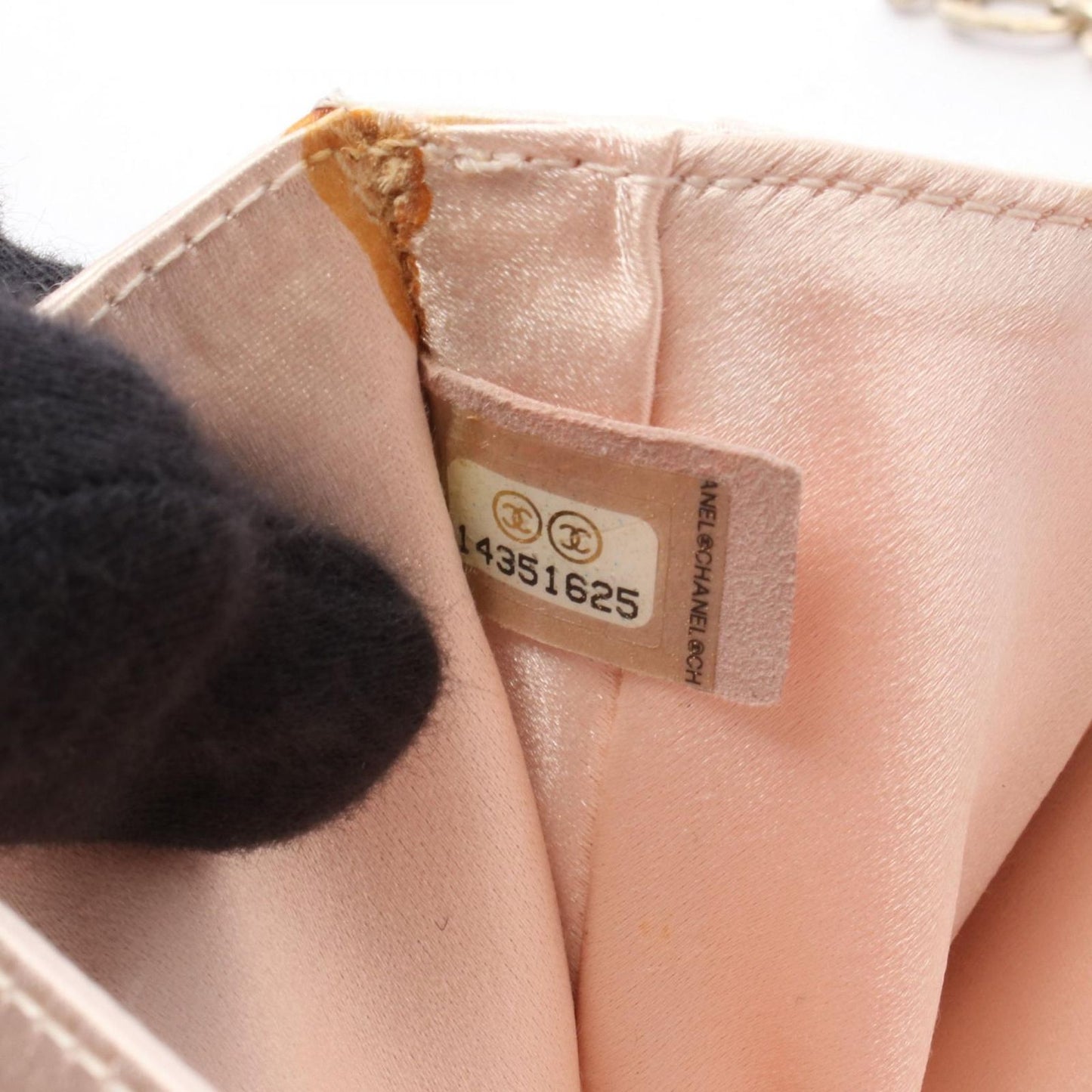 Chanel Shoulder Bag Camellia CC Logo Light Pink Fabric Chain Clutch — view 5
