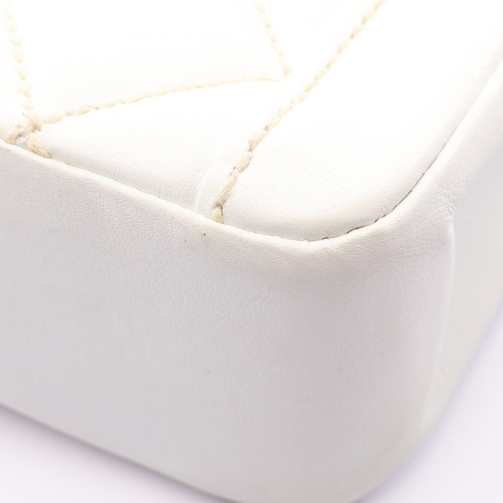 Chanel Handbag Wild Stitch Top Handle White Leather — view 9